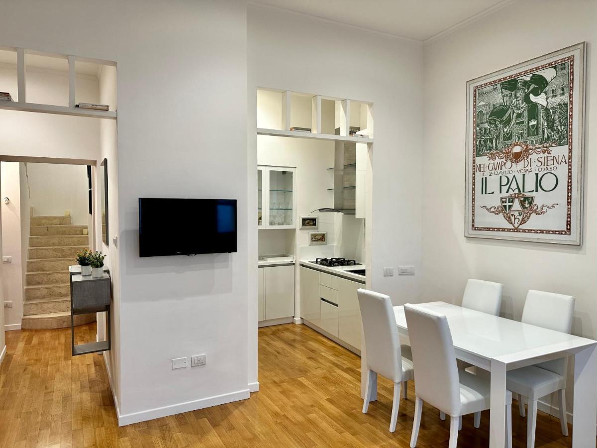 Sisters' Home - Appartamento Nel Centro Storico Con Terrazzo, Aria Condizionata E Vasca Da Bagno Siena Luaran gambar