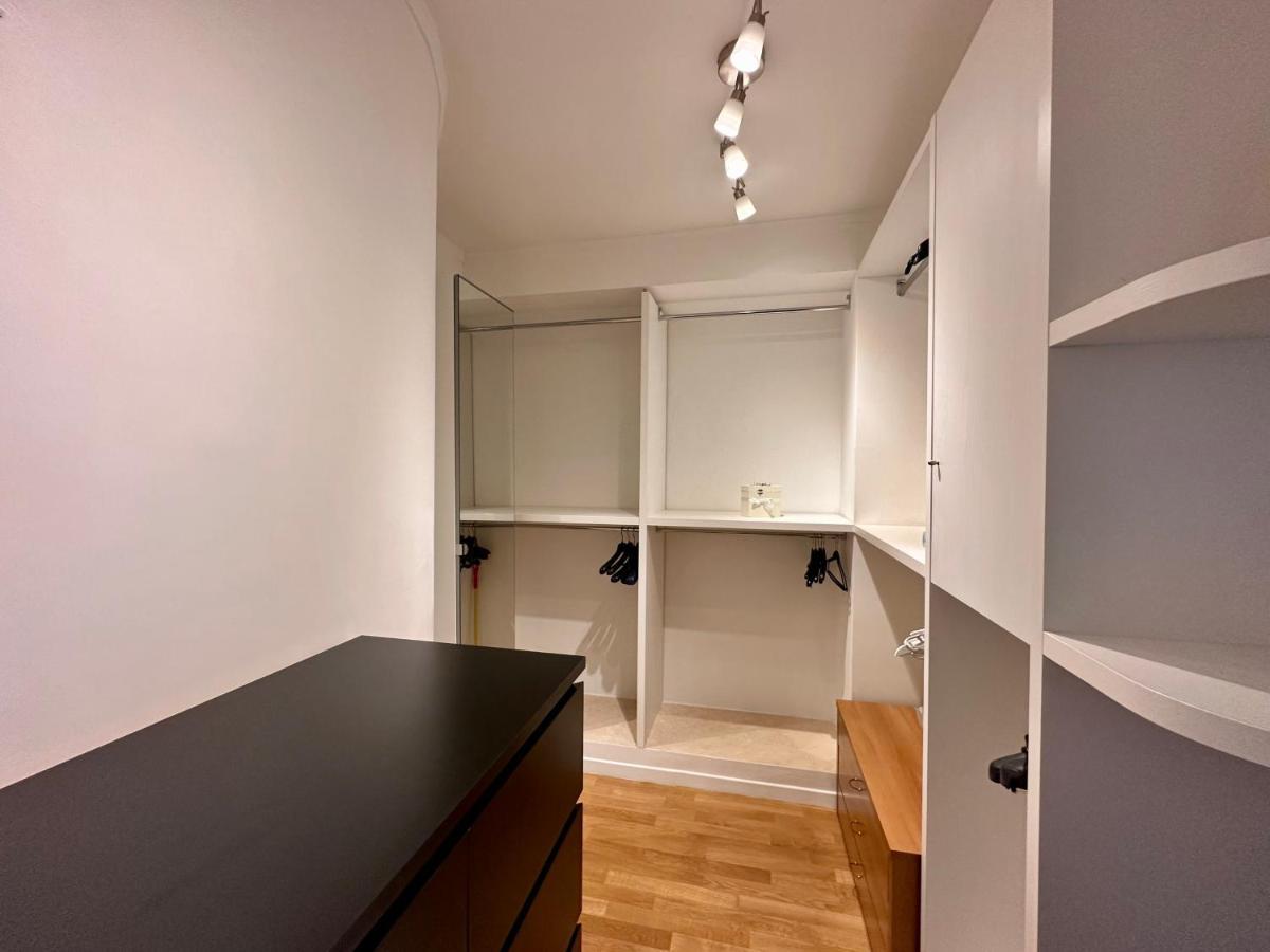 Sisters' Home - Appartamento Nel Centro Storico Con Terrazzo, Aria Condizionata E Vasca Da Bagno Siena Luaran gambar